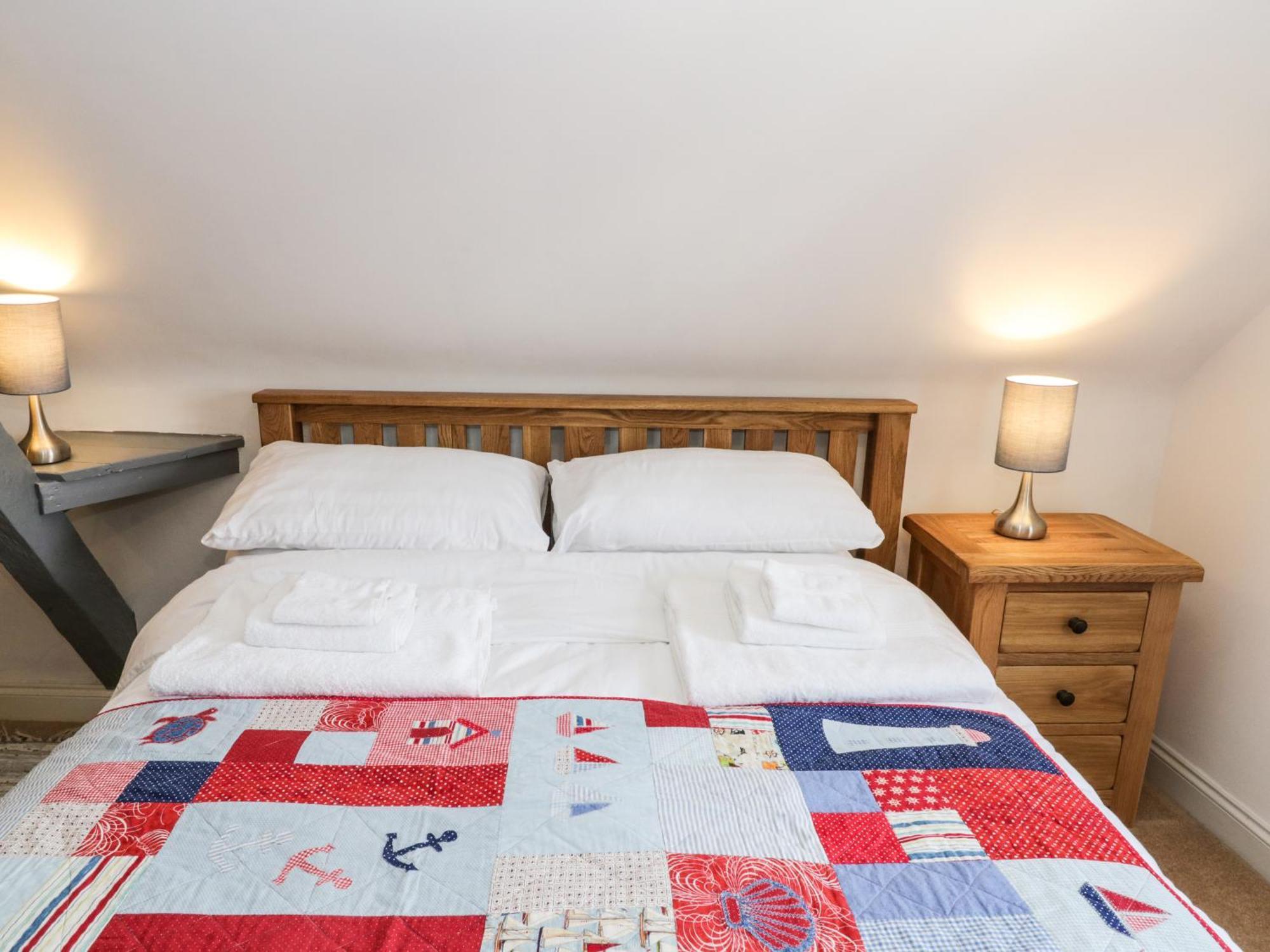 Regent House Apartment Скарбъро Екстериор снимка